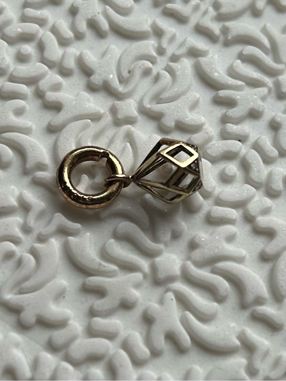 STORY Geometric Charm Pendant, Sterling Silver 925 Layered with Gold with DEFECT - Picture 2 of 5